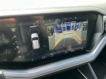 VW Touareg 3.0 TDI R-Line 4Motion PANO LED SH LEDER