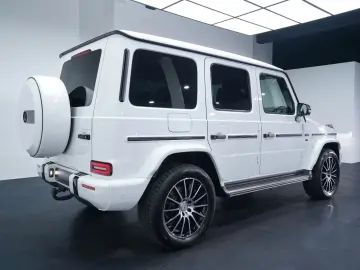 MERCEDES-BENZ G 500 AMG 9G Burmester® Distronic Multibeam