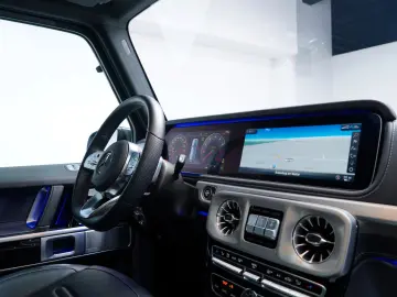 MERCEDES-BENZ G 500 AMG 9G Burmester® Distronic Multibeam