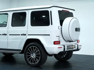MERCEDES-BENZ G 500 AMG 9G Burmester® Distronic Multibeam