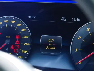 MERCEDES-BENZ G 500 AMG 9G Burmester® Distronic Multibeam