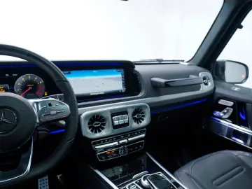 MERCEDES-BENZ G 500 AMG 9G Burmester® Distronic Multibeam