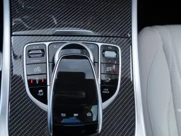 MERCEDES-BENZ AMG G 63 MANUFAKTUR SUPERIOR BURMESTER®3D