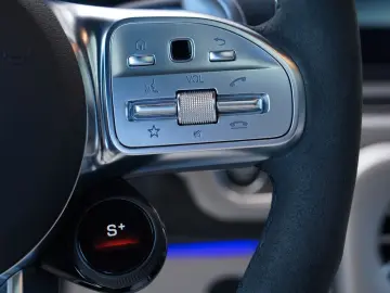 MERCEDES-BENZ AMG G 63 MANUFAKTUR SUPERIOR BURMESTER®3D