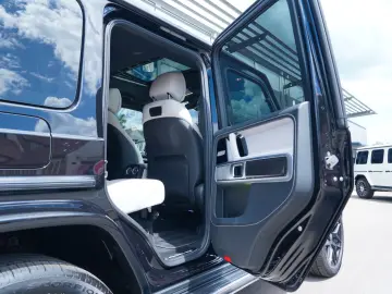 MERCEDES-BENZ AMG G 63 MANUFAKTUR SUPERIOR BURMESTER®3D