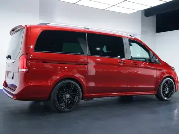 MERCEDES-BENZ V 300 d AMG Line 9G LED Burmester® 360  Distro