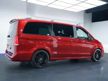 MERCEDES-BENZ V 300 d AMG Line 9G LED Burmester® 360  Distro