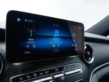 MERCEDES-BENZ V 300 d AMG Line 9G LED Burmester® 360  Distro