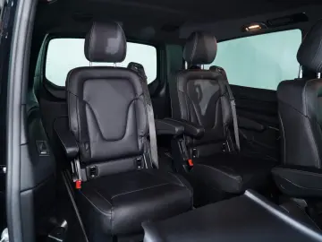 MERCEDES-BENZ V 300 d 4M EDITION Extralang AMG Line