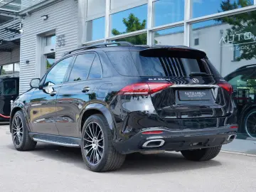 MERCEDES-BENZ GLE 350 de 4M 3xAMG AIRMATIC PANO BURMESTER