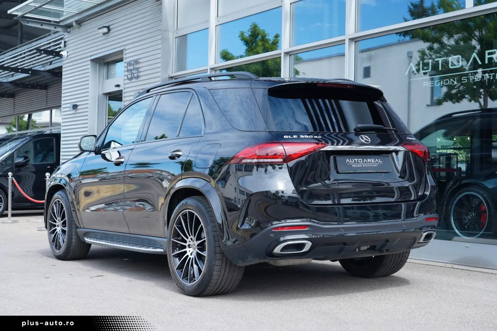 MERCEDES-BENZ GLE 350 de 4M 3xAMG AIRMATIC PANO BURMESTER