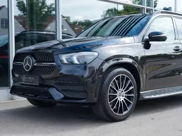 MERCEDES-BENZ GLE 350 de 4M 3xAMG AIRMATIC PANO BURMESTER