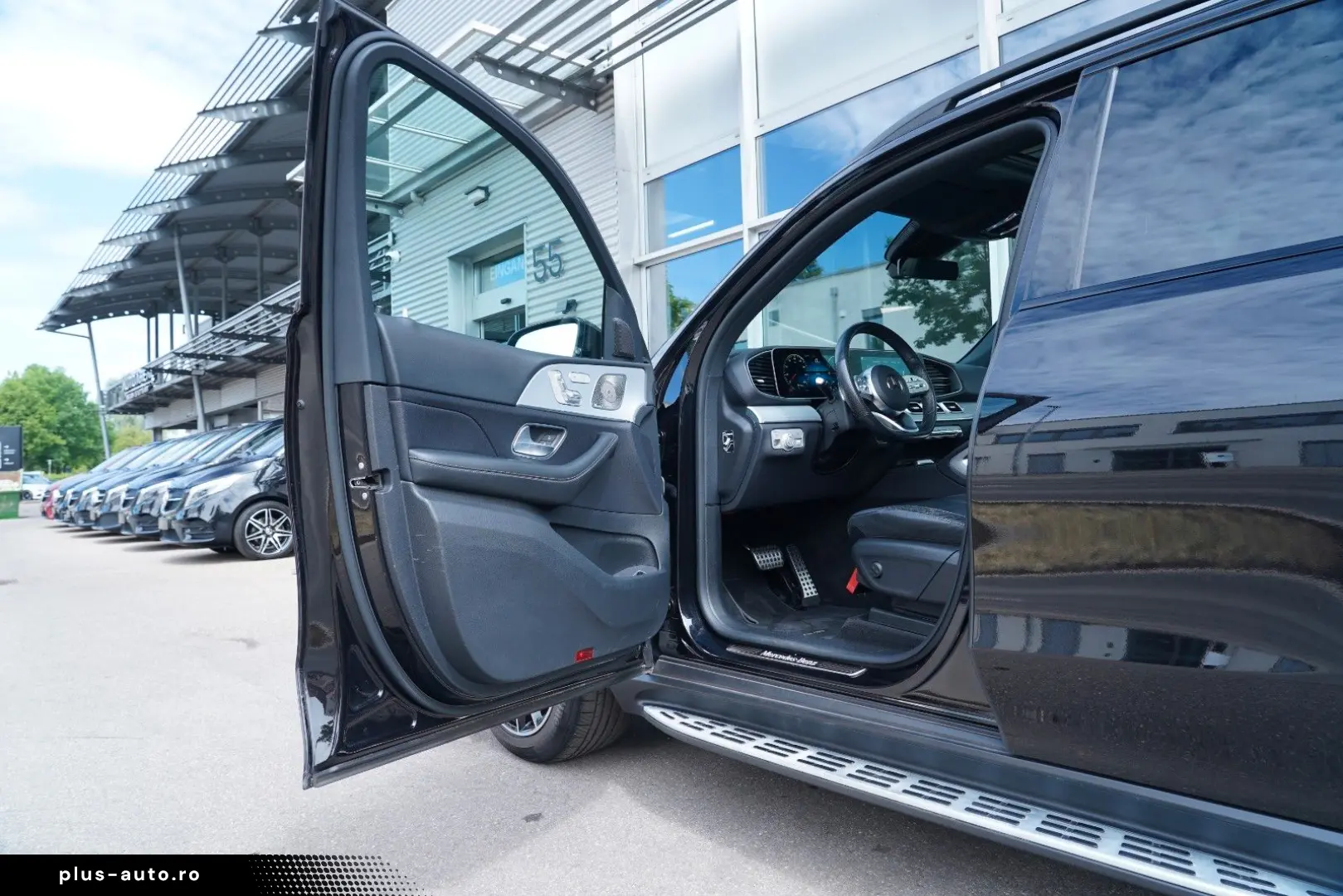 MERCEDES-BENZ GLE 350 de 4M 3xAMG AIRMATIC PANO BURMESTER