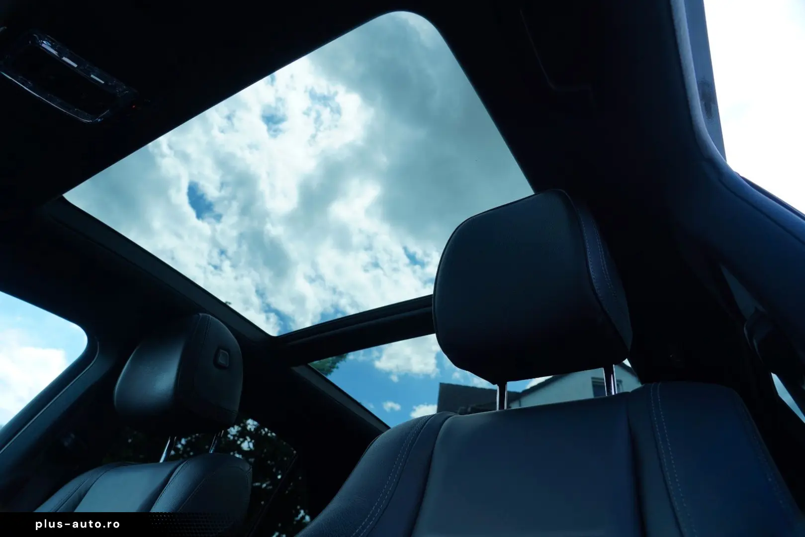 MERCEDES-BENZ GLE 350 de 4M 3xAMG AIRMATIC PANO BURMESTER
