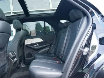 MERCEDES-BENZ GLE 350 de 4M 3xAMG AIRMATIC PANO BURMESTER