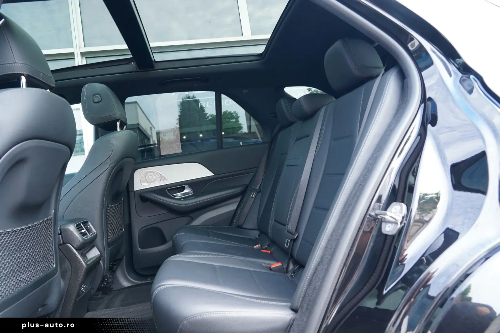MERCEDES-BENZ GLE 350 de 4M 3xAMG AIRMATIC PANO BURMESTER