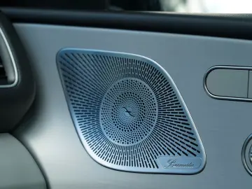 MERCEDES-BENZ GLE 350 de 4M 3xAMG AIRMATIC PANO BURMESTER