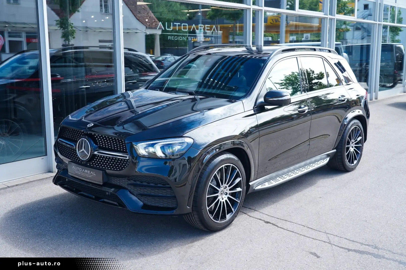 MERCEDES-BENZ GLE 350 de 4M 3xAMG AIRMATIC PANO BURMESTER