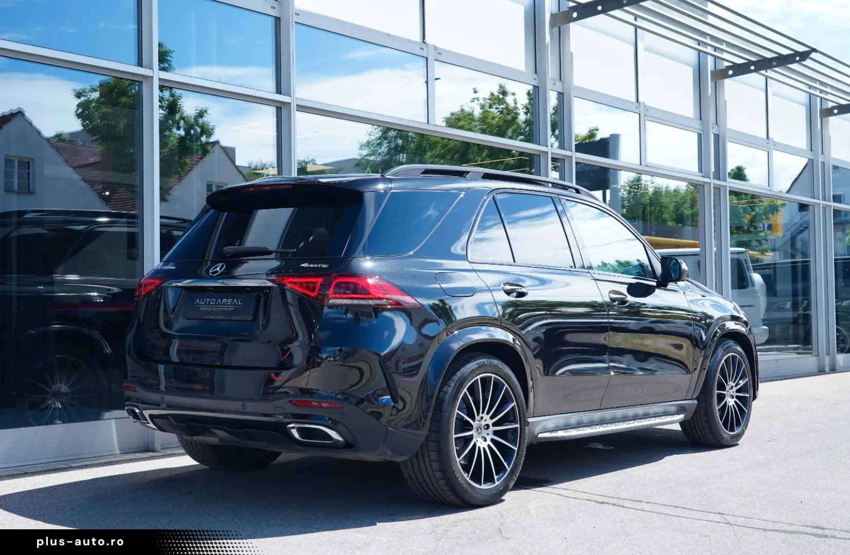 MERCEDES-BENZ GLE 350 de 4M 3xAMG AIRMATIC PANO BURMESTER