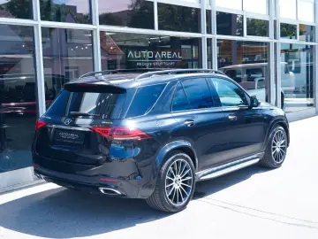 MERCEDES-BENZ GLE 350 de 4M 3xAMG AIRMATIC PANO BURMESTER