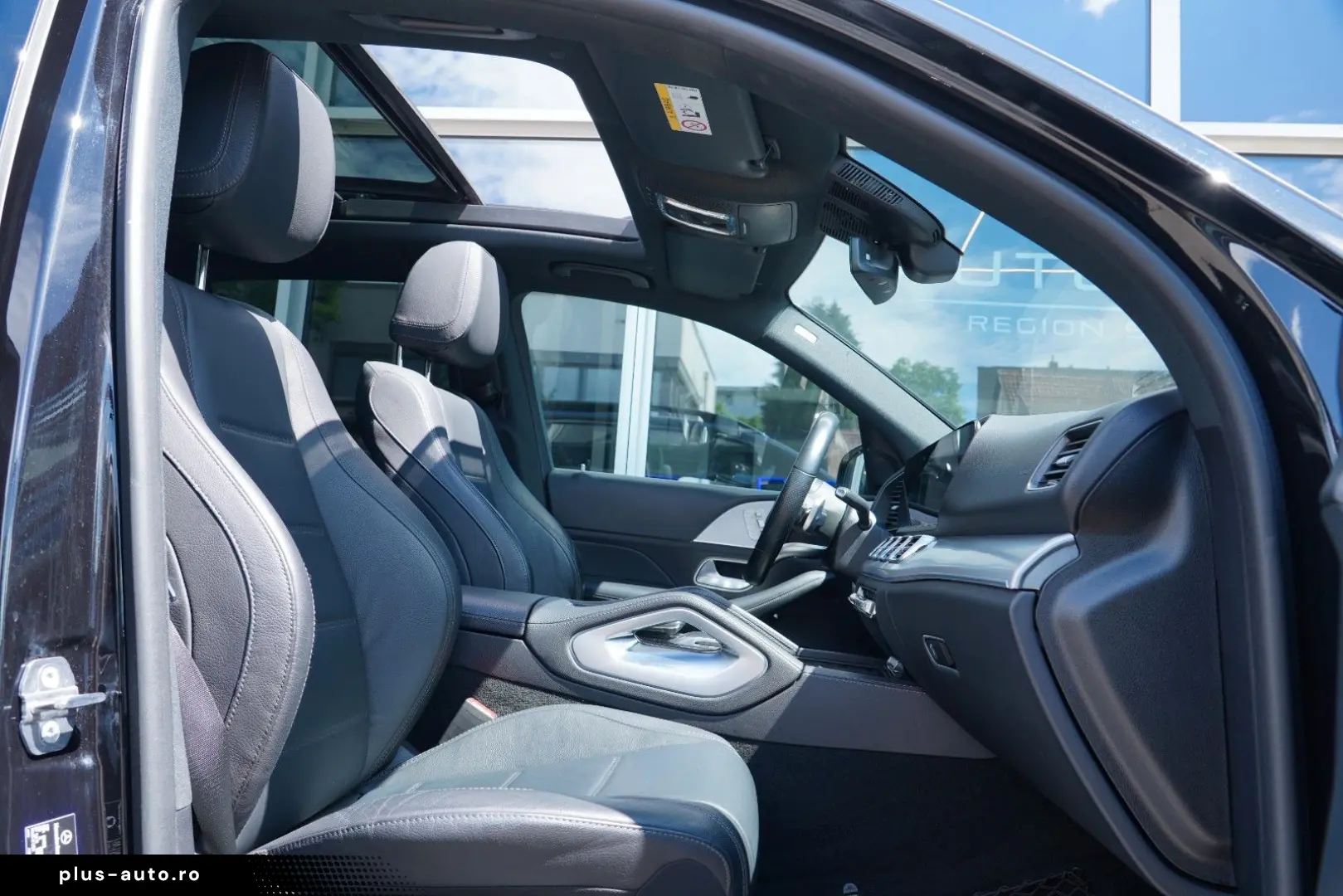 MERCEDES-BENZ GLE 350 de 4M 3xAMG AIRMATIC PANO BURMESTER