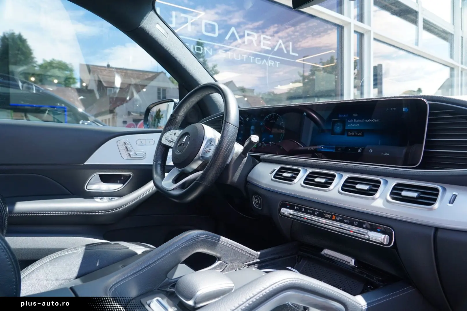 MERCEDES-BENZ GLE 350 de 4M 3xAMG AIRMATIC PANO BURMESTER