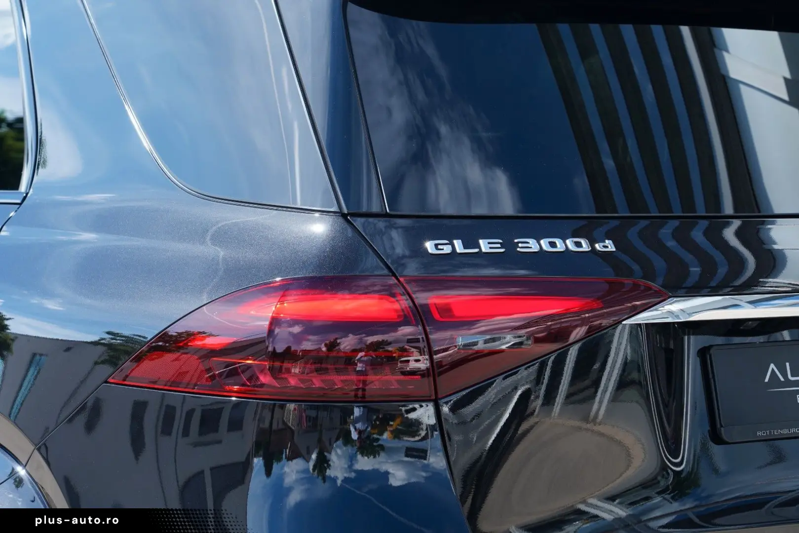 MERCEDES-BENZ GLE 300 d 4M 3xAMG 7-SITZE 360  AIRMAT&hellip;