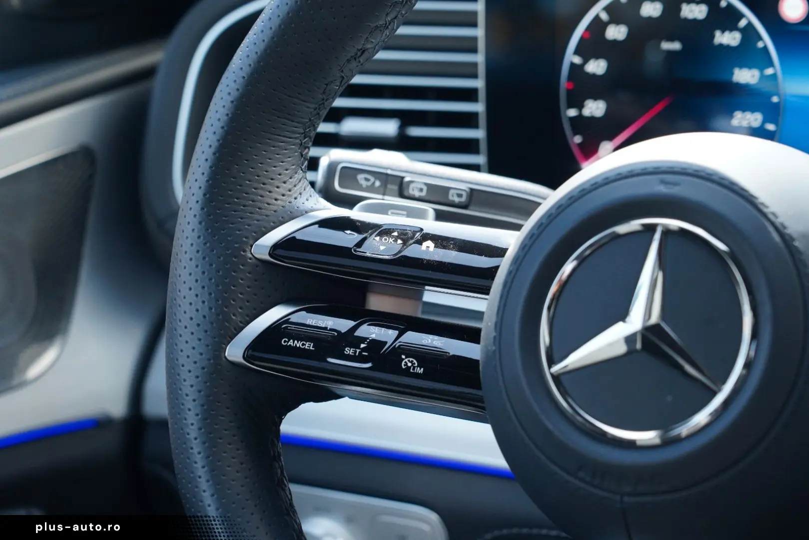 MERCEDES-BENZ GLE 300 d 4M 3xAMG 7-SITZE 360  AIRMAT&hellip;