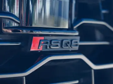 AUDI RSQ8 RS Q8 4.0 TFSI quattro Kera B&O Dyn-Pa Pano