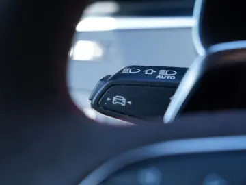 AUDI RSQ8 RS Q8 4.0 TFSI quattro Kera B&O Dyn-Pa Pano