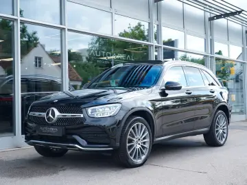 MERCEDES-BENZ GLC 300 de 4M 3xAMG PANO MEMORY