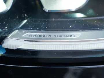 MERCEDES-BENZ GLC 300 de 4M 3xAMG PANO MEMORY
