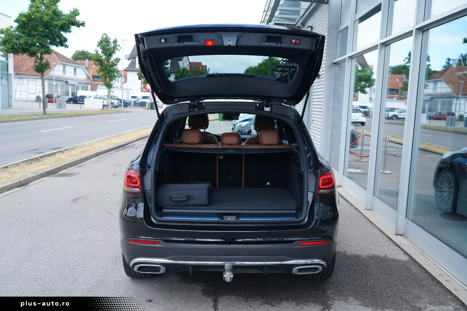 MERCEDES-BENZ GLC 300 de 4M 3xAMG PANO MEMORY