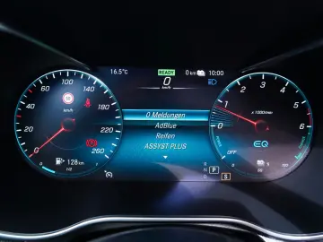 MERCEDES-BENZ GLC 300 de 4M 3xAMG PANO MEMORY