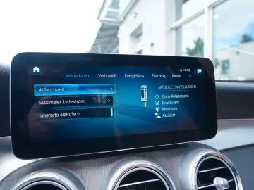 MERCEDES-BENZ GLC 300 de 4M 3xAMG PANO MEMORY