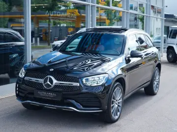 MERCEDES-BENZ GLC 300 de 4M 3xAMG PANO MEMORY