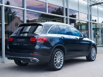 MERCEDES-BENZ GLC 300 de 4M 3xAMG PANO MEMORY