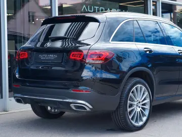 MERCEDES-BENZ GLC 300 de 4M 3xAMG PANO MEMORY