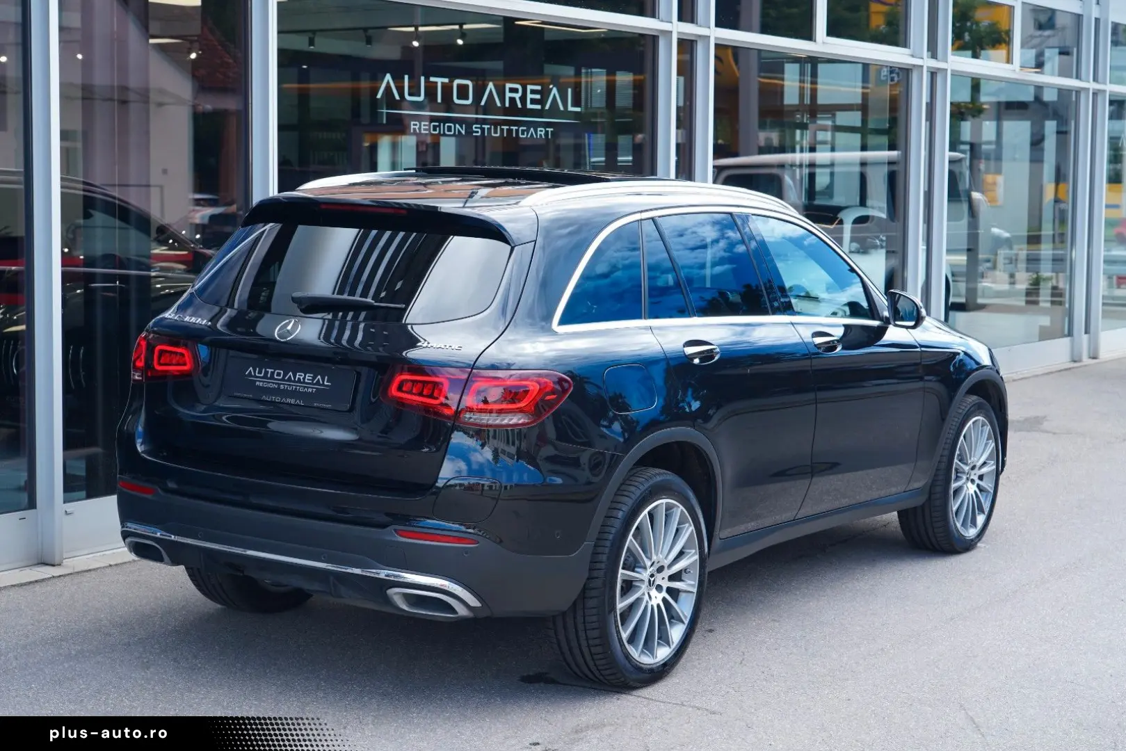 MERCEDES-BENZ GLC 300 de 4M 3xAMG PANO MEMORY