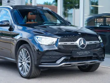 MERCEDES-BENZ GLC 300 de 4M 3xAMG PANO MEMORY