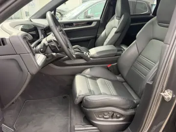 PORSCHE Cayenne E-Hybrid Luft Pano 21 Inno HeadUp BOSE
