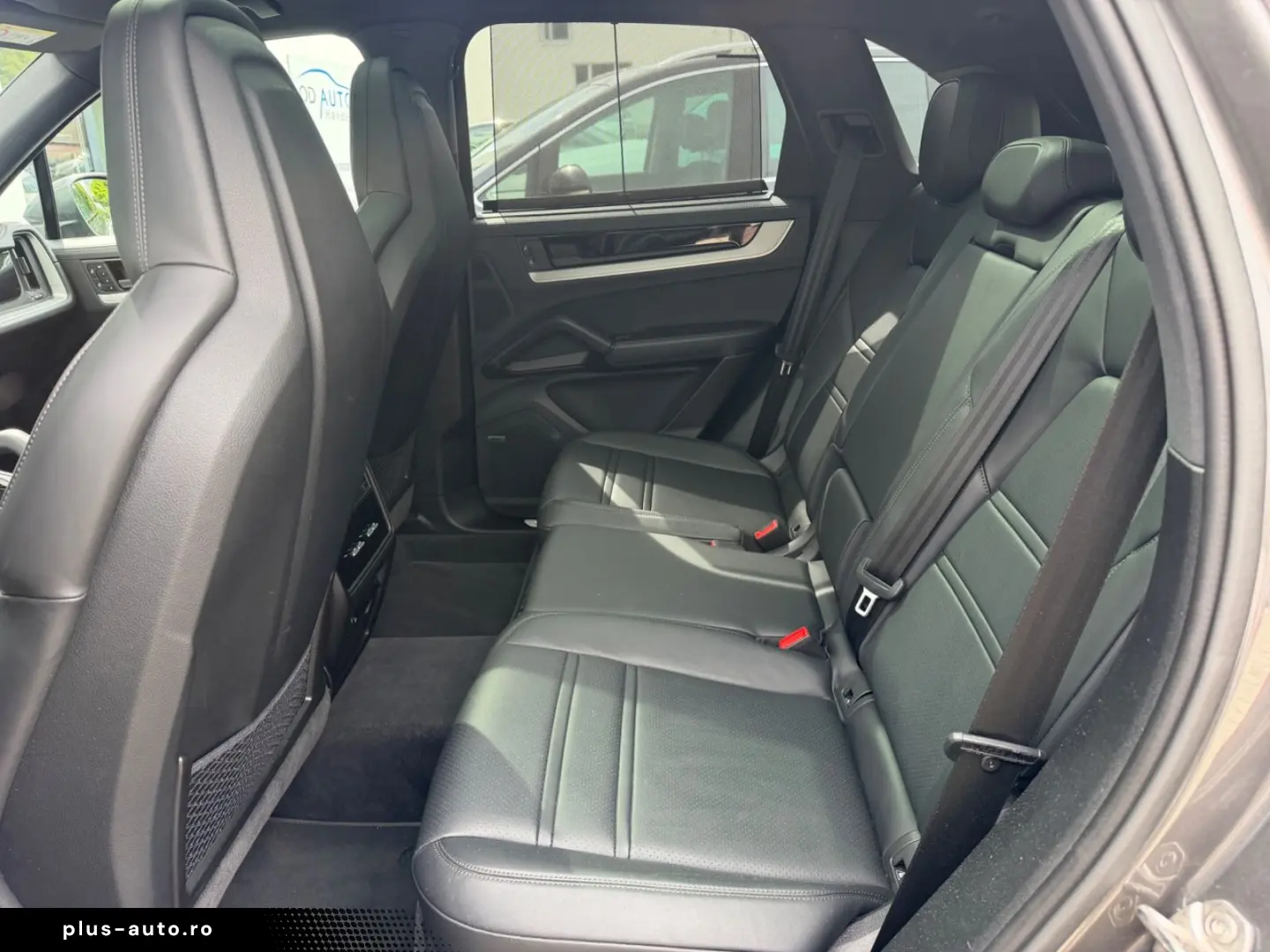 PORSCHE Cayenne E-Hybrid Luft Pano 21 Inno HeadUp BOSE