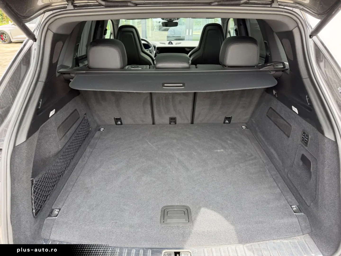PORSCHE Cayenne E-Hybrid Luft Pano 21 Inno HeadUp BOSE
