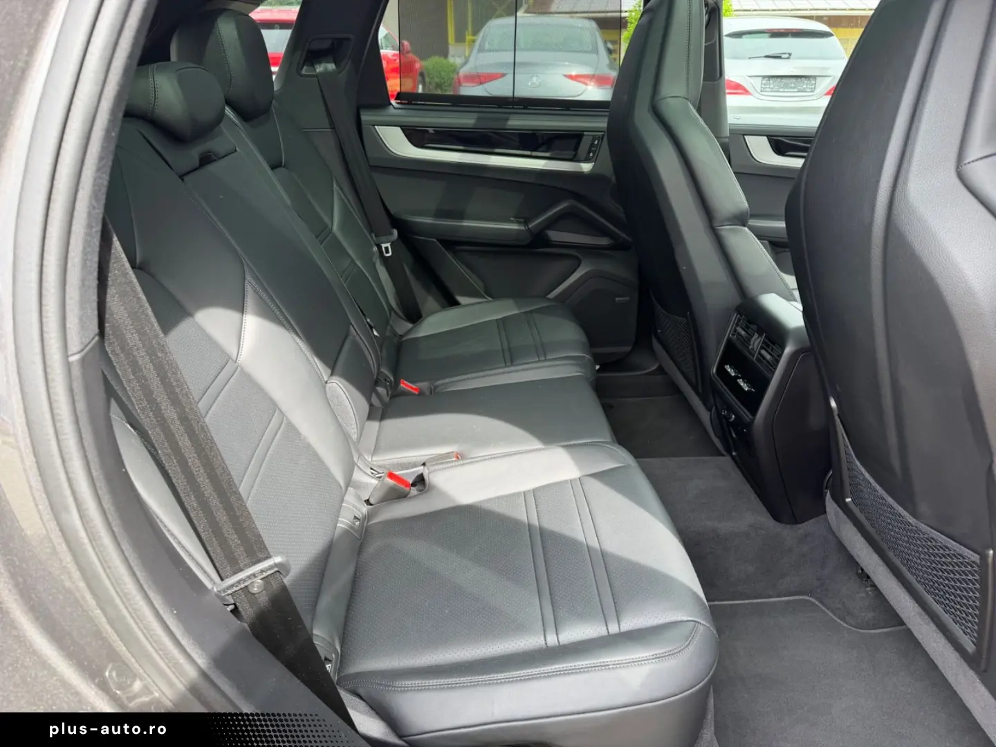 PORSCHE Cayenne E-Hybrid Luft Pano 21 Inno HeadUp BOSE