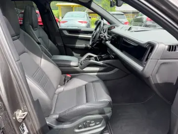 PORSCHE Cayenne E-Hybrid Luft Pano 21 Inno HeadUp BOSE