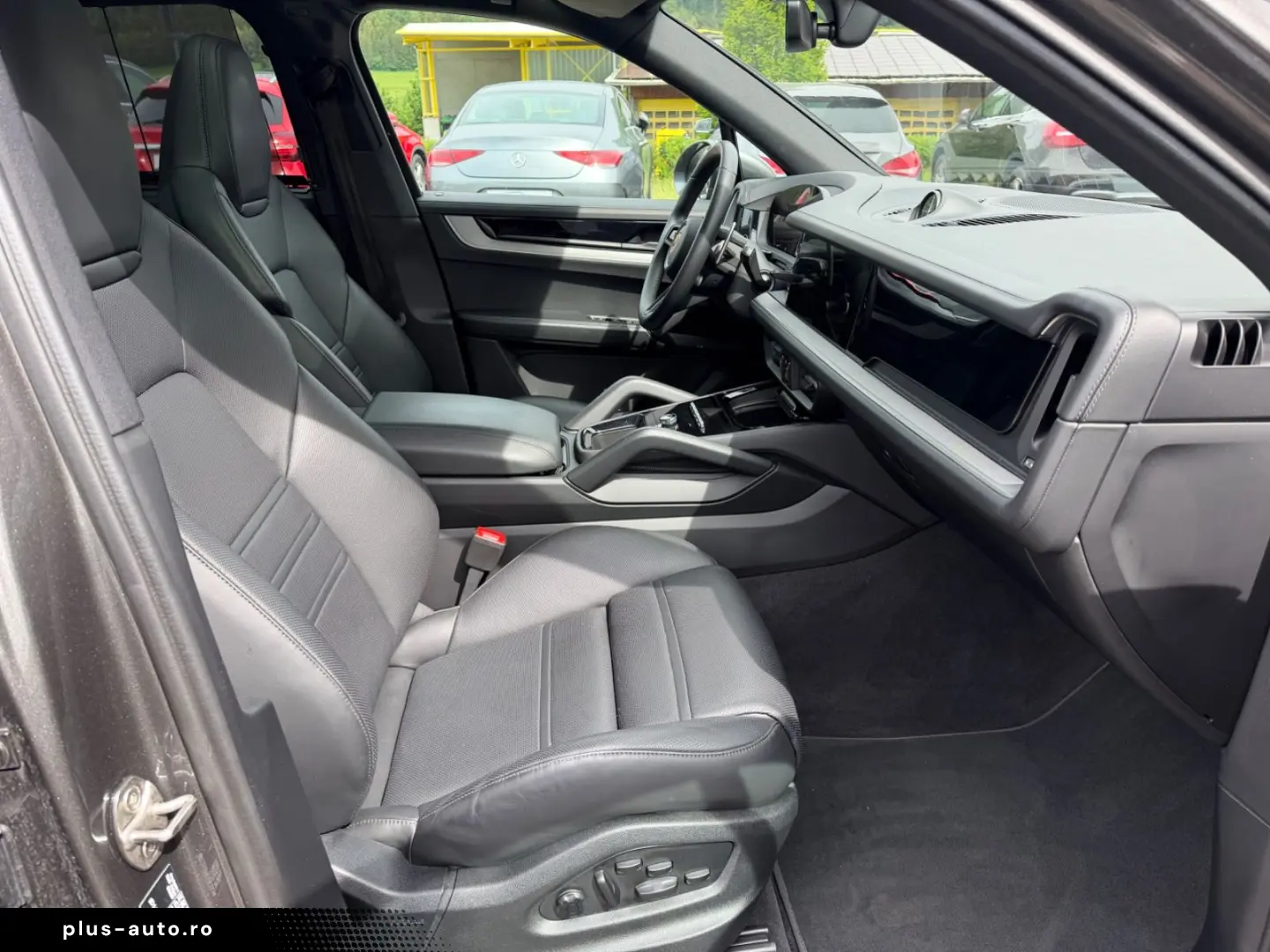 PORSCHE Cayenne E-Hybrid Luft Pano 21 Inno HeadUp BOSE