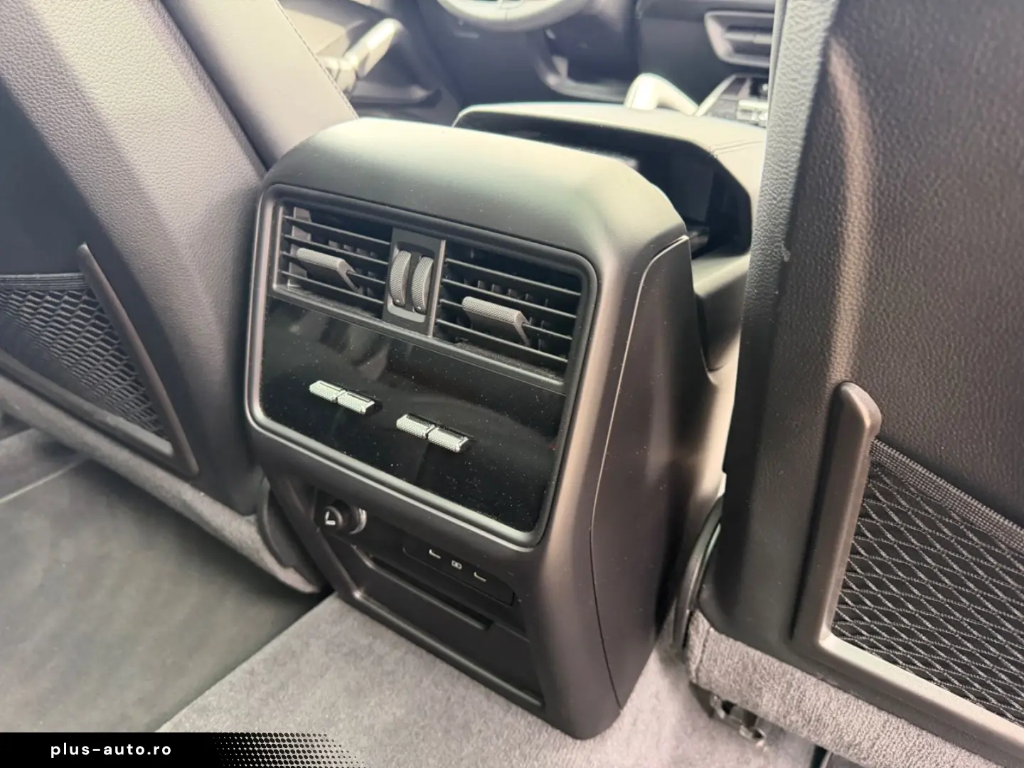 PORSCHE Cayenne E-Hybrid Luft Pano 21 Inno HeadUp BOSE