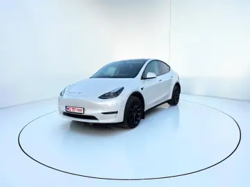 Tesla Model Y Long Range Dual Motor AWD