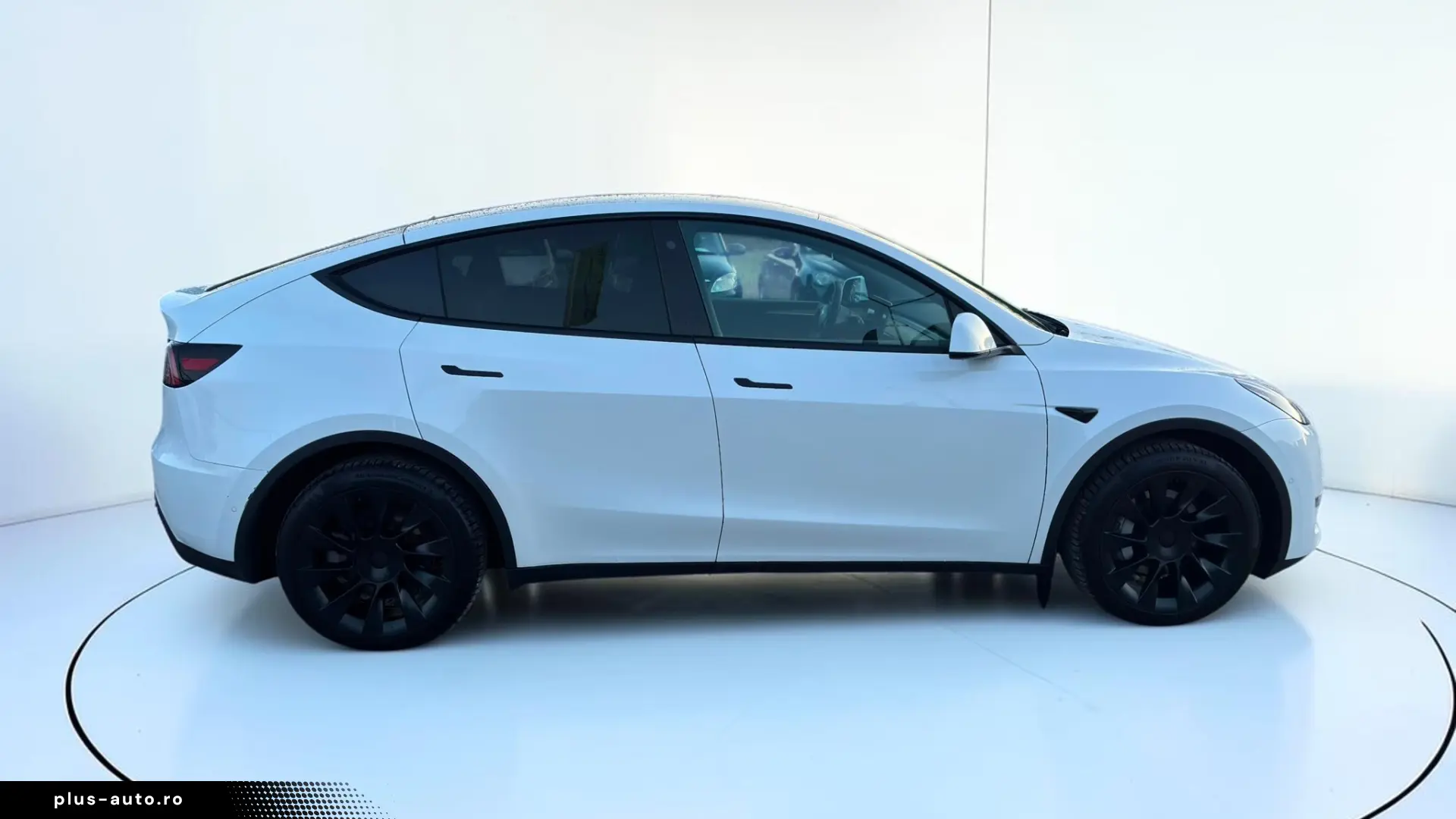 Tesla Model Y Long Range Dual Motor AWD