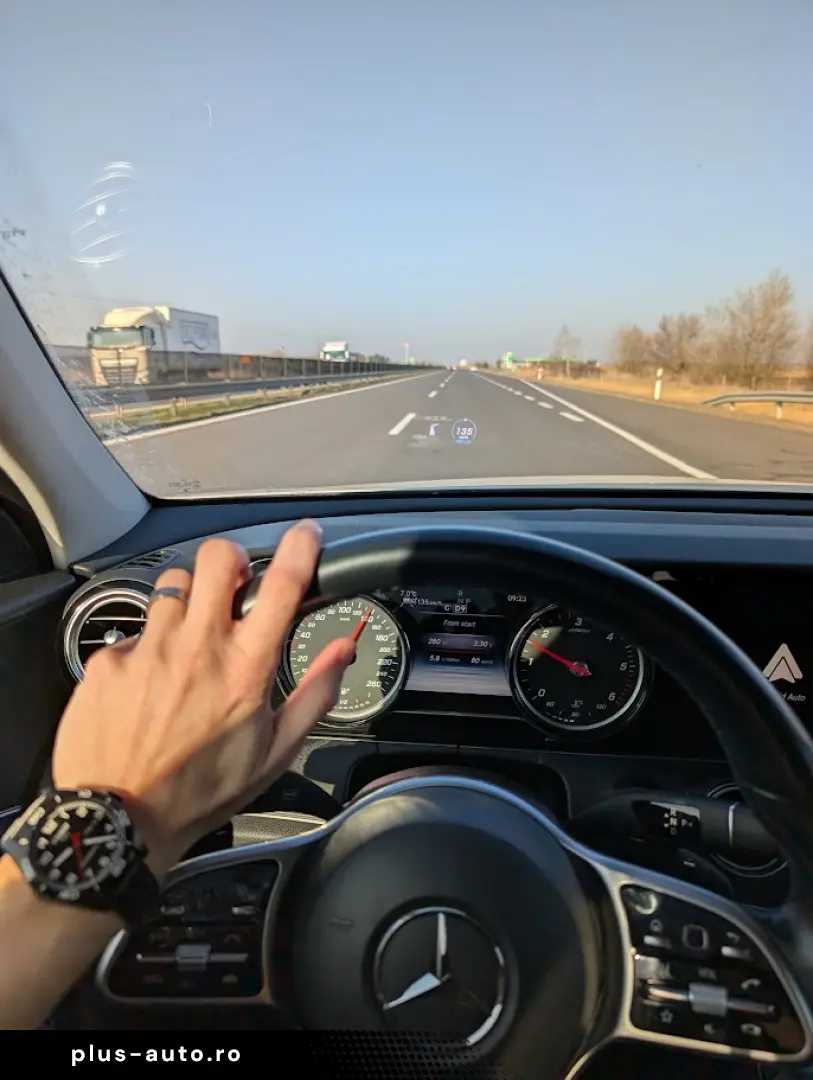 Mercedes-Benz E 220